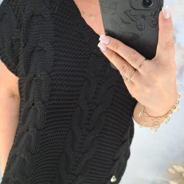 16433E03-397B-484F-B755-B0B6266903EC